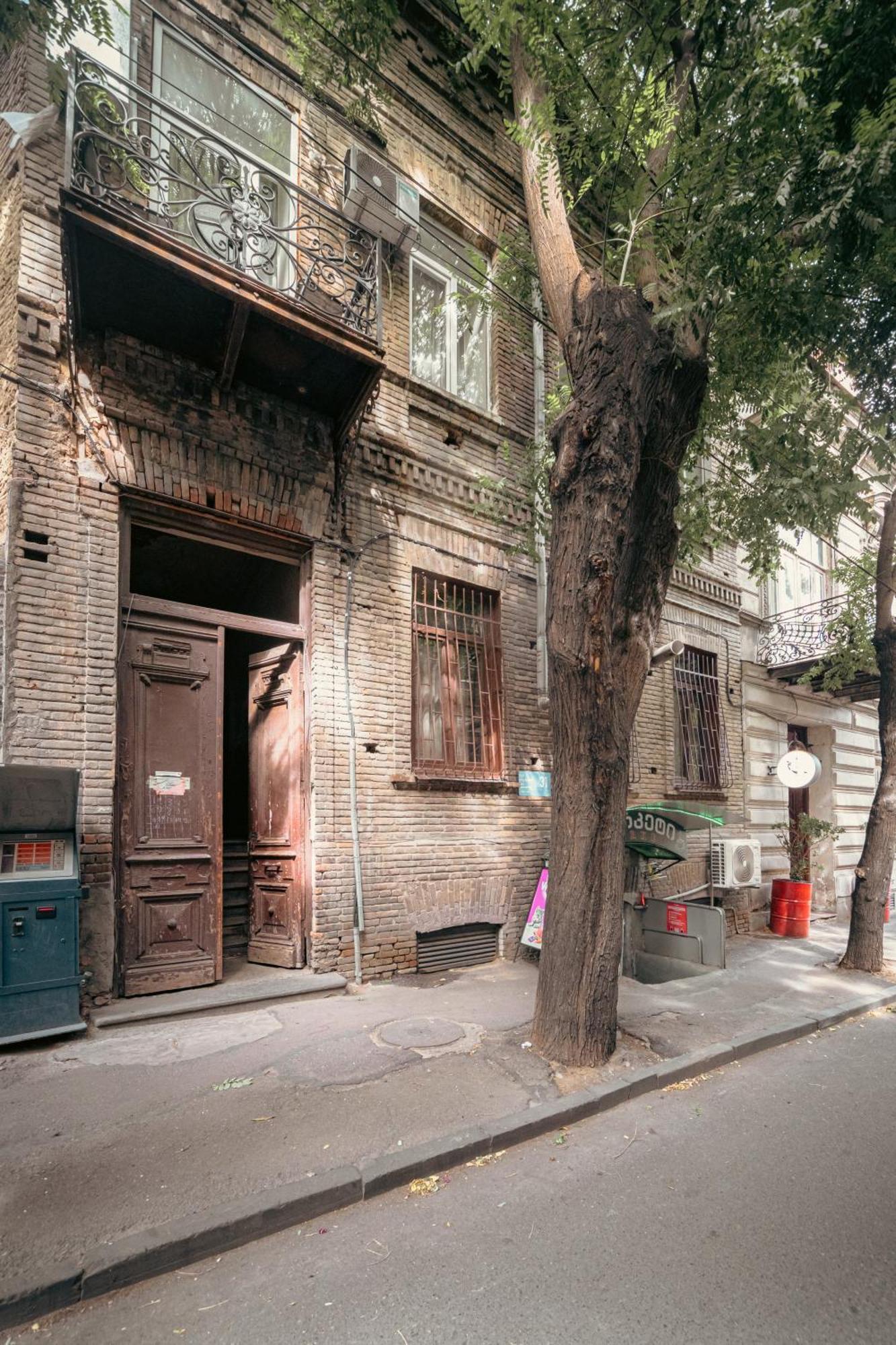 Guest House Tabukashvili 31 Tbilisi Exteriör bild