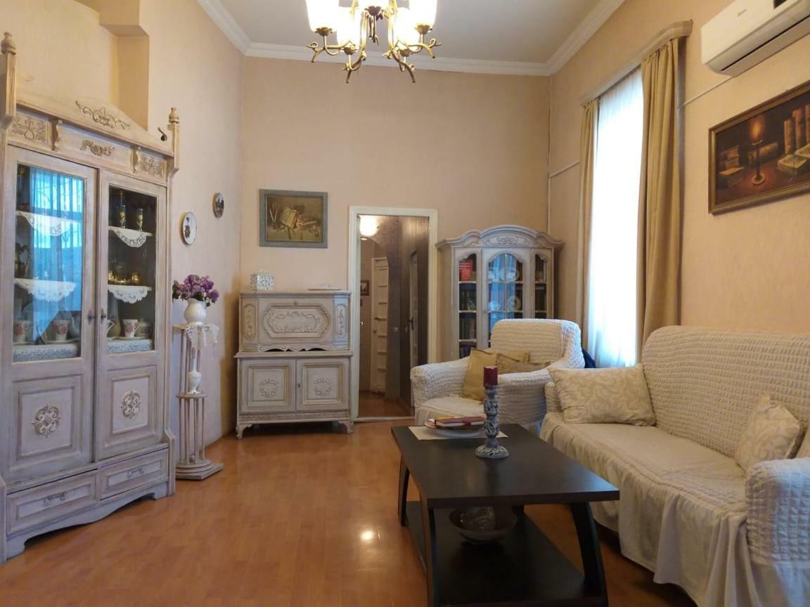Guest House Tabukashvili 31 Tbilisi Exteriör bild